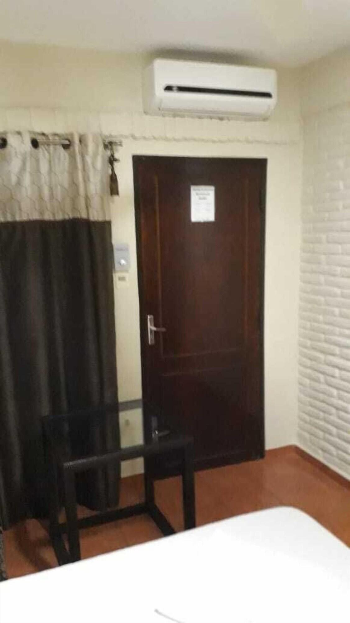 Residencia Leones De Castilla Асунсион Екстериор снимка