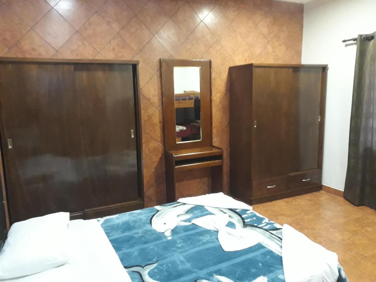 Residencia Leones De Castilla Асунсион Екстериор снимка