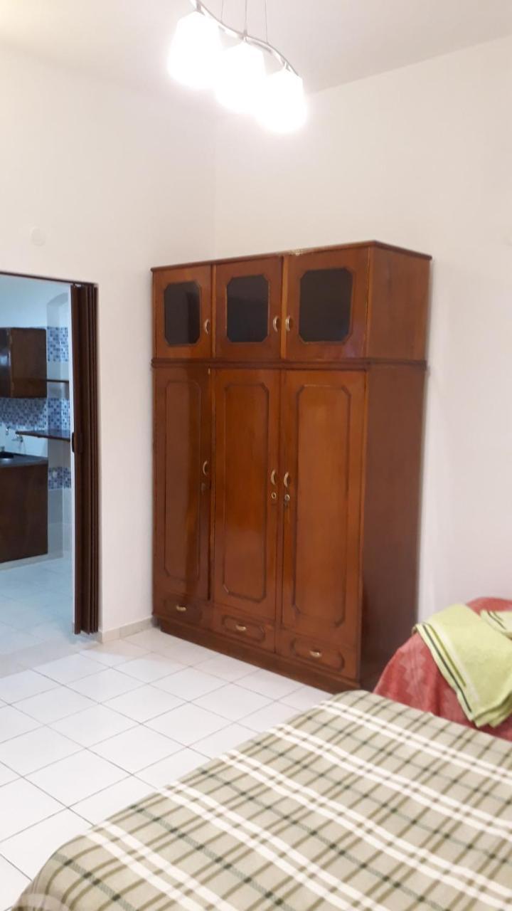 Residencia Leones De Castilla Асунсион Екстериор снимка